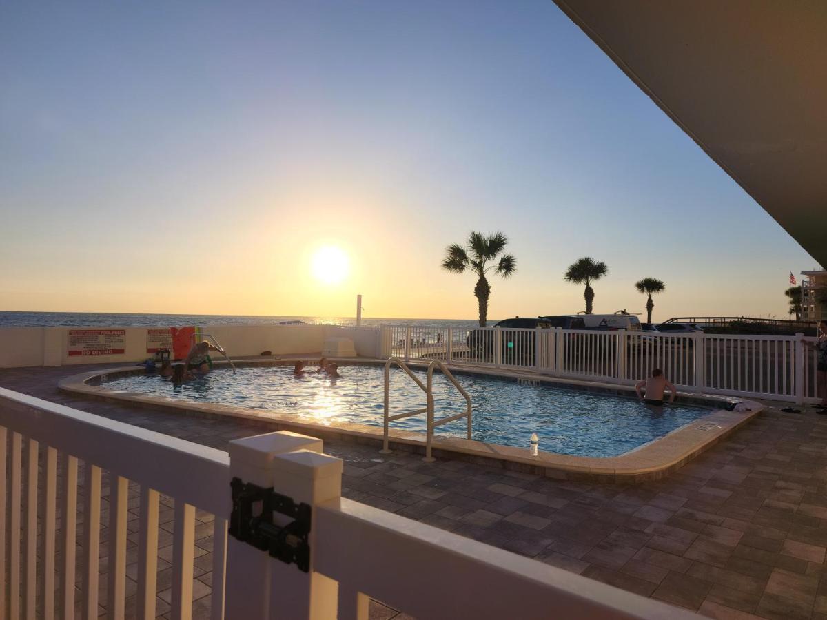 Funshine Sunset Beach Сант Пит Бич Экстерьер фото